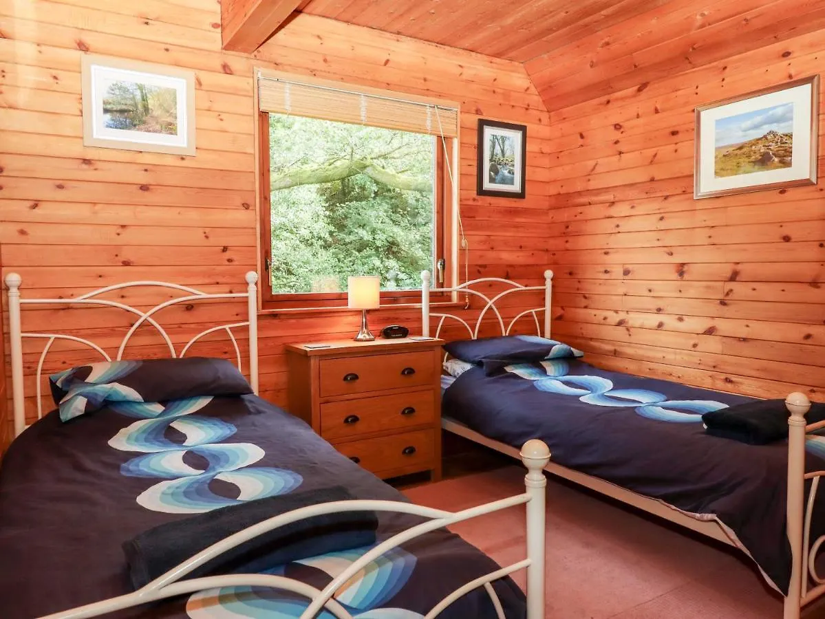 Trout River Retreat Exeter 0*,